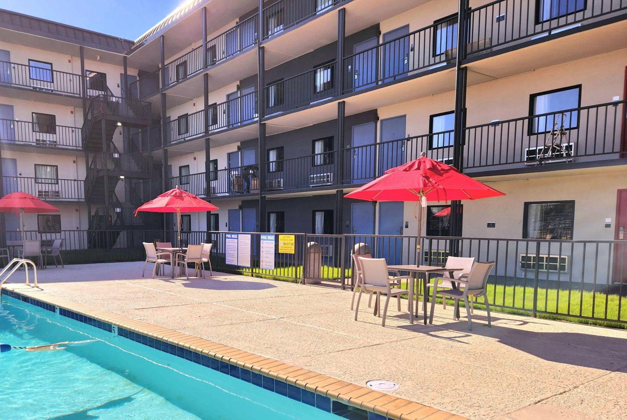 Days Inn By Wyndham Kenner/New Orleans Airport South Bagian luar foto